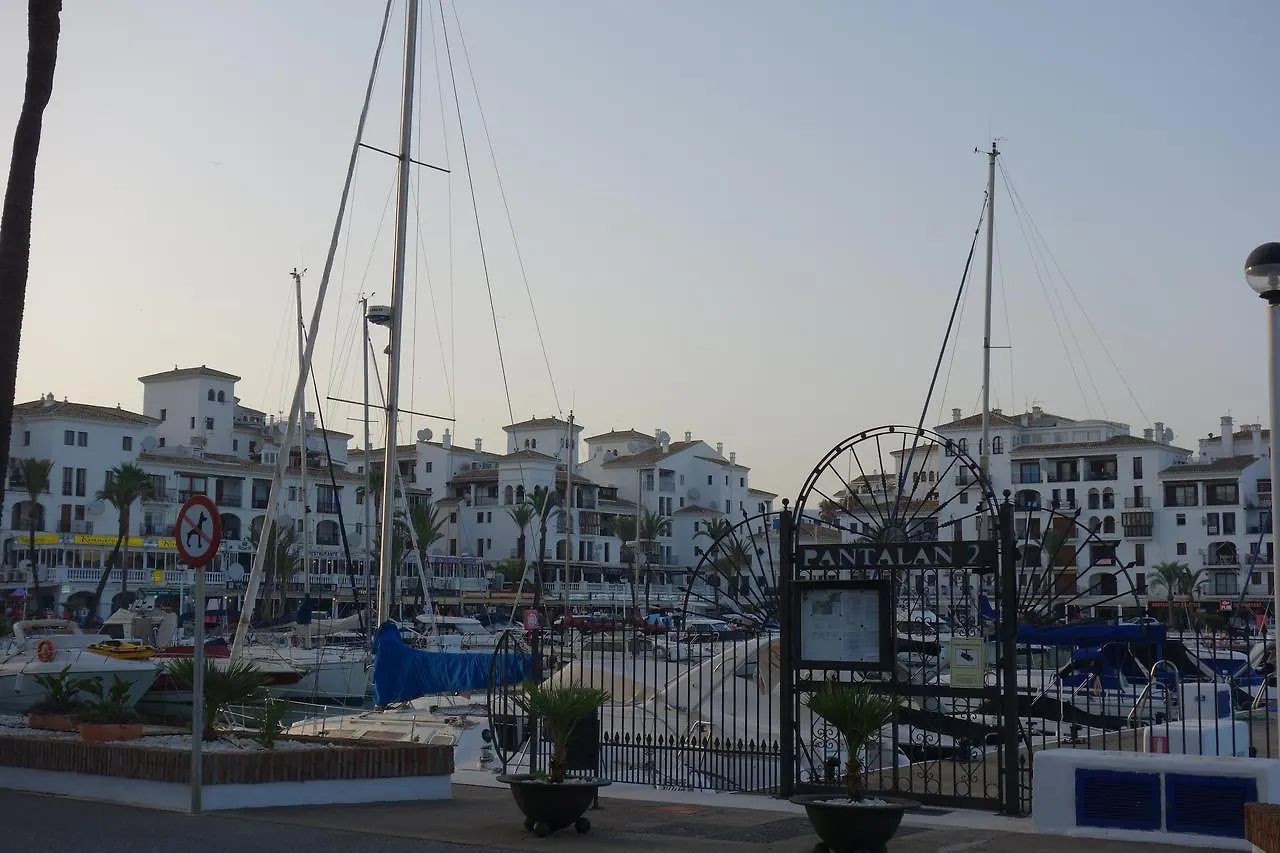 2225-Spacious 3 Bedrooms With Sea View Casares Apartment