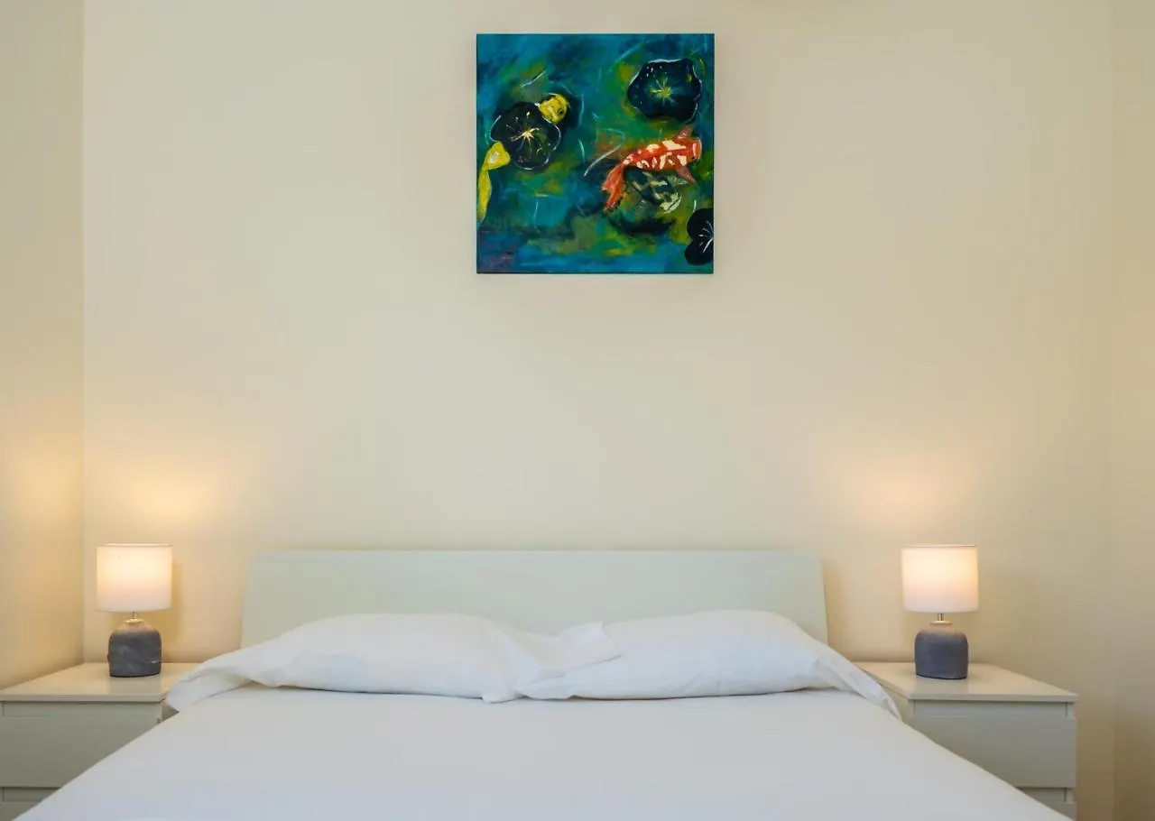 2225-Spacious 3 Bedrooms With Sea View Casares 0*,