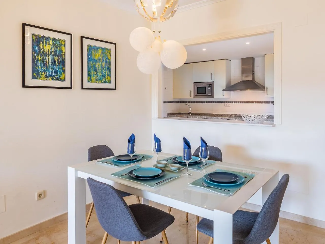 2225-Spacious 3 Bedrooms With Sea View Casares Spain