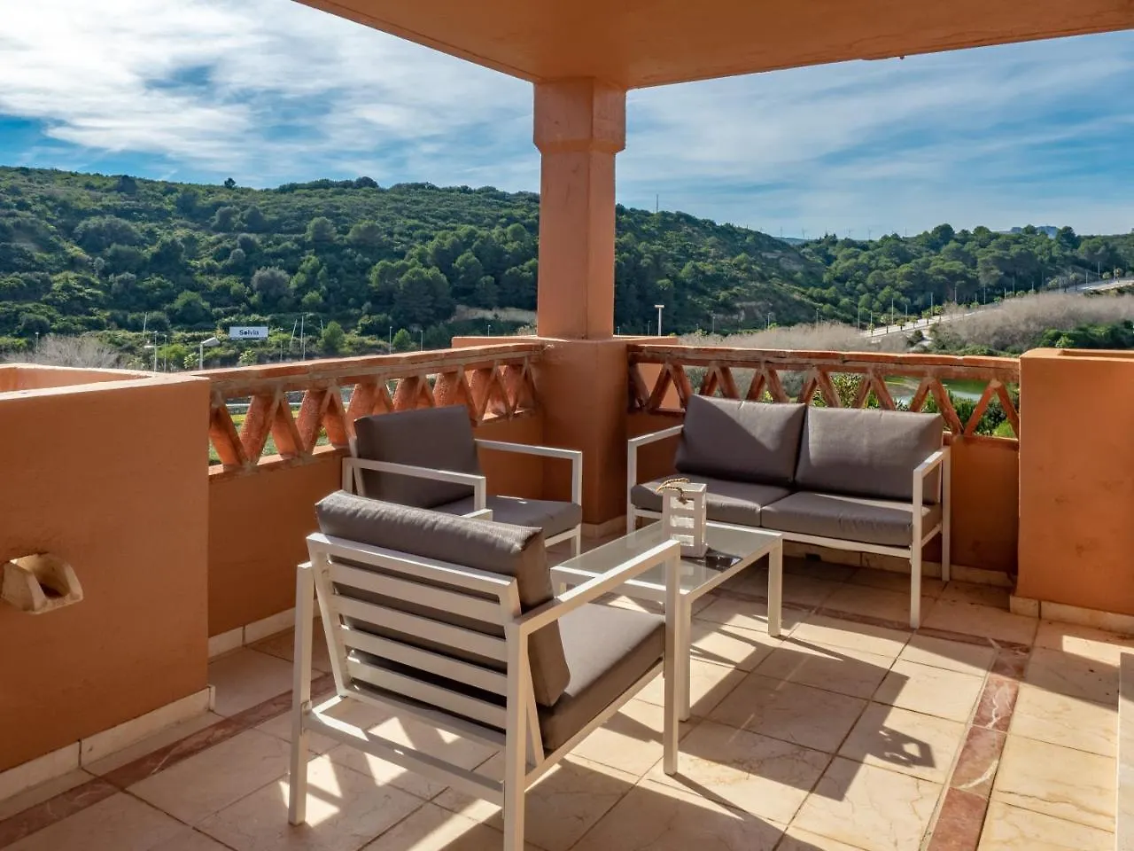 2225-Spacious 3 Bedrooms With Sea View Casares